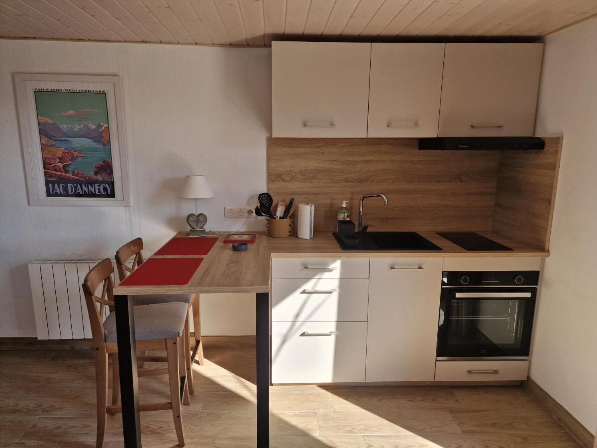 Studio Bellevue Appart Independant Renove 2024 Piscine Parking Proche Centre Annecy Poisy Екстериор снимка